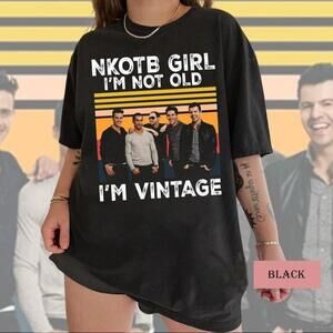 Retro Nkotb Girl New Kids On The Block Graphic Unisex T-Shirt